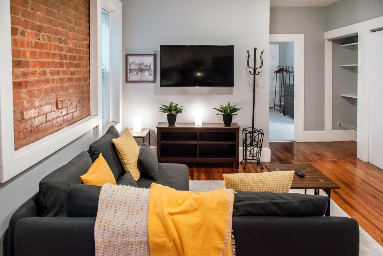 Gorgeous 1Br Wooster Sq. Apt. - Wshr/Dryr, Parking New Haven Buitenkant foto